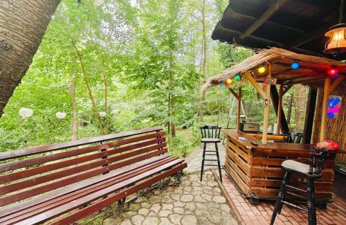 Vladesti Villa | Căsuța din pădure