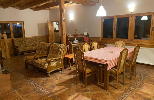 Marga House | Căsuțele din grâdinâ