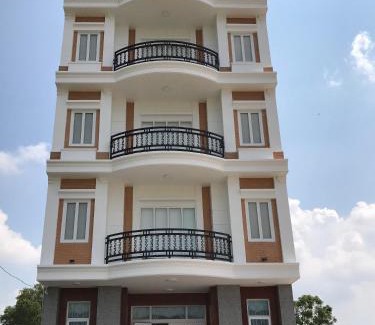 Ha Tien Apartment | Cơ sở 2 - Hà Hùng Panorama Hotel Cho thuê nhà nguyên căn 3 phòng ngủ và bếp gần chợ đêm