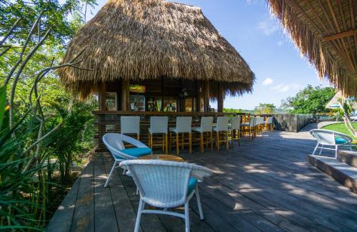 Jungut Batu Resort | C-View Villas