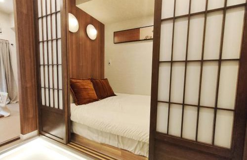 Takadanobaba Apartment | C2 Shinjuku JR St 8 mins 2 bedrooms and 1 living room Max 5P Direct to Shinjuku Ueno Ginza Shibuya Ikebukuro Yoyogi Shinagawa 新宿区 高田马场车站8分钟 两室一厅 最大5人