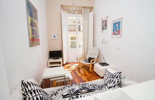 La Merced Apartment | C38 - Nice Studio close to Teatro Cervantes