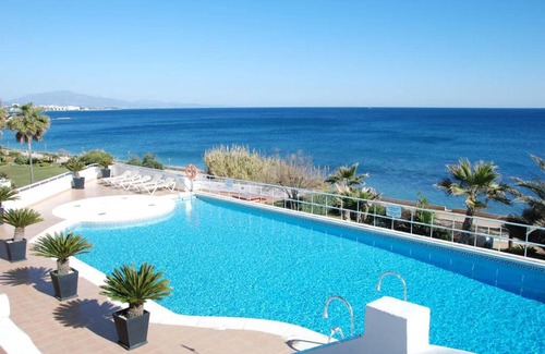 Buenas Noches Apartment | C6 Espectacular y moderno apartamento en primera línea - Estepona - Sinfonia del Mar