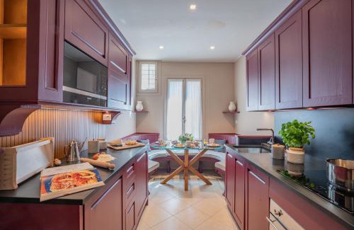Dorsoduro Apartment | Ca' Canaletto Canal View Refreshed in 2024!