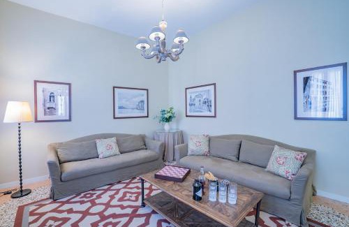Dorsoduro Apartment | Ca' Canaletto Canal View Refreshed in 2024!