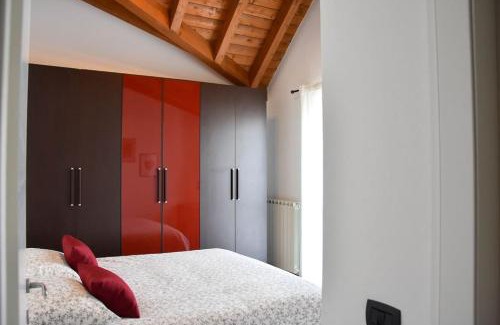 Cadegliano-Viconago Apartment | CA' GIALLA 5 - sul Lago di Lugano, Dog friendly, Balcone & Parcheggio -