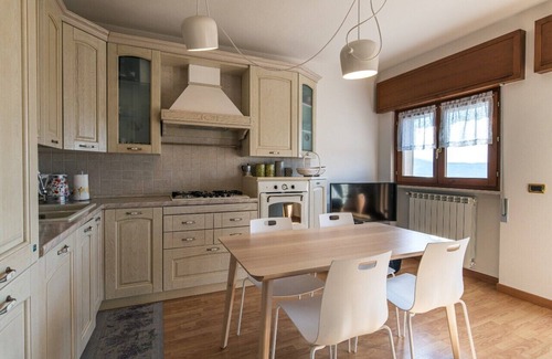 Pulciano Apartment | Ca' Isabella Theater Home - with terrace and marvellous lake view