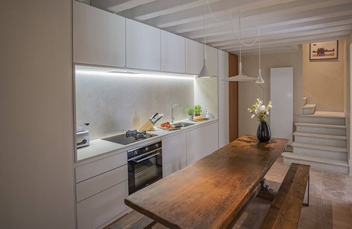 Dorsoduro Apartment | Ca' Minore Secret Garden
