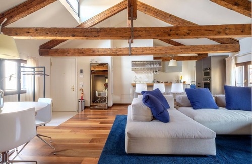 San Marco Apartment | Ca' Moro - CLEMENTE - sleeps 3 guests in 2 bedrooms