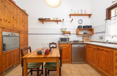 Porto Cristo Ski Chalet | Ca'n Marinero - House In Porto Cristo. Free Wifi
