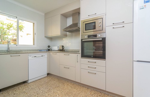 Alcanada Villa | CA'N TORRONET - Charming summer house with private pool and close to the beach. Free WIFI.