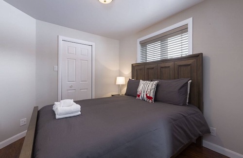 Petite-Riviere-Saint-Francois Ski Chalet | The CITQ numbers are in the sheet of each unit.