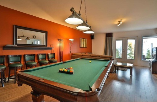 Petite-Riviere-Saint-Francois Ski Chalet | Les sommets Charlevoix in PETITE-RIVIÈRE-SAINT-FRANCOIS