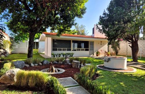 Atlixco House | Cabaña con fogata, palapa y jardín privado en Atlixco