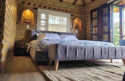 Raquira House | Cabaña De La Montaña