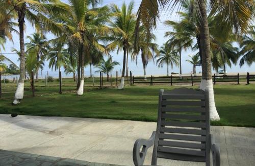 San Antero House | Cabaña La Niña Cande-Punta Bolivar