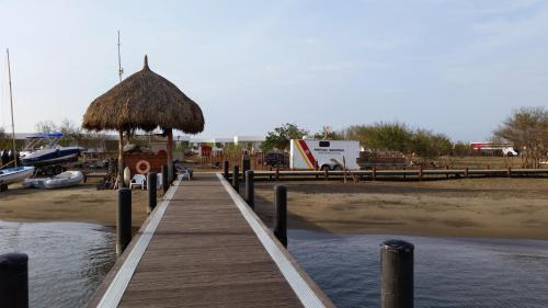Tubara House | cabaña puerto velero