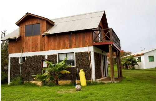 Hanga Roa House | Cabaña Rapu Tuki-Motu Iti, minimum 4 people.