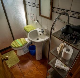 Hanga Roa House | Cabañas Henua Iti