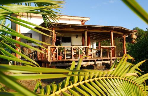 Hanga Roa House | Cabañas Moai
