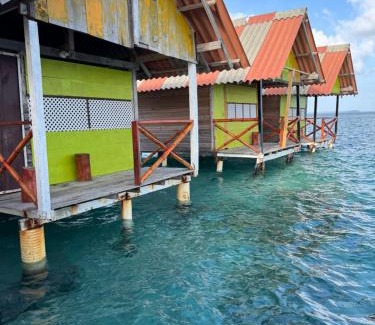 Achutupo Apartment | Cabañas sobre el mar en Guna Yala