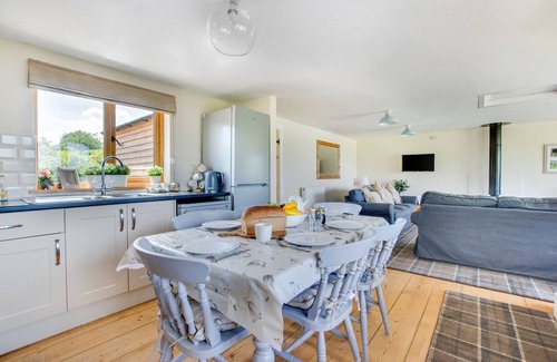 Graig House | Caban Cwm Hedd - Three Bedroom House, Sleeps 5