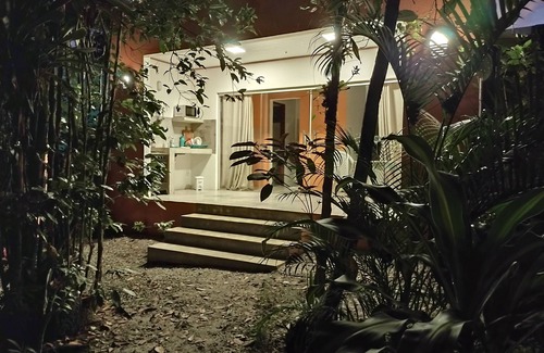 Porto Seguro Cabin | Cabana Completa em Arraial D'ajuda. Acomoda 2. Próxima às Praias Pitinga e Taipe