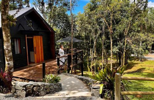 Rio dos Cedros House | Cabana romântica de Luxo com Ofurô
