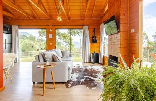 Bom Retiro Ski Chalet | Cabana Romântica na Serra com Hidro, Lareira, Lagos e Trilhas