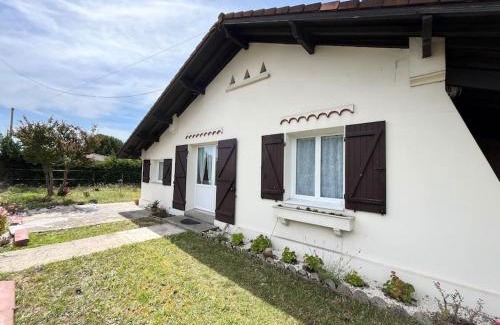 Mimizan House | Cabane Meysouet-maison refaite à neuf vélo Bourg