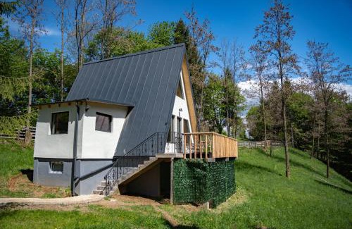 Bughea de Jos Cabin | Cabanele Împărăția Mlacilor Câmpulung Muscel