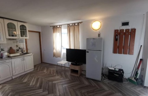 Provita de Jos House | Cabanuta Fara Fite