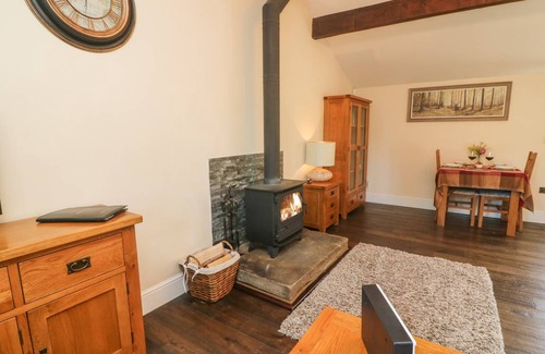 Sutton-in-Craven Cottage | Cabin ∙ 1 bedroom ∙ 2 guests