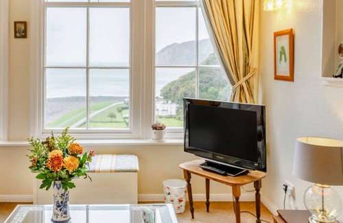 Lynmouth Cottage | Cabin ∙ 1 bedroom ∙ 2 guests