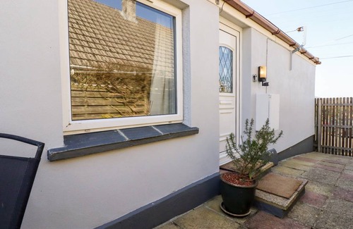 Rescorla Cottage | Cabin ∙ 1 bedroom ∙ 2 guests