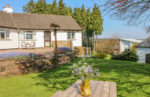 Tiverton Cottage | Cabin ∙ 1 bedroom ∙ 2 guests