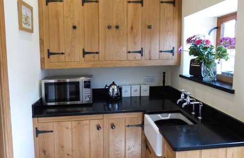 Alport Cottage | Cabin ∙ 1 bedroom ∙ 2 guests