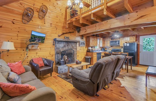 Stanardsville Cabin | Cabin #11 - 3 Bears | 3 Bed, 2 Bath