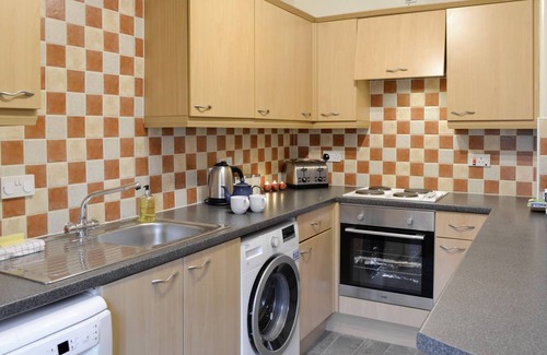 Glenisla Cottage | Cabin ∙ 2 bedrooms ∙ 4 guests
