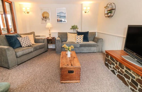 South Molton Cottage | Cabin ∙ 2 bedrooms ∙ 4 guests