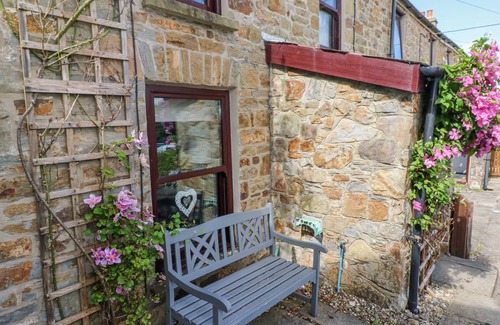 Little Haven Cottage | Cabin ∙ 2 bedrooms ∙ 4 guests