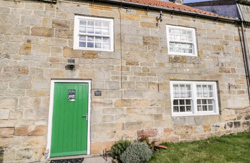 Saltburn-by-the-Sea Cottage | Cabin ∙ 2 bedrooms ∙ 3 guests