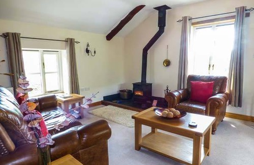 Broughton Mills Cottage | Cabin ∙ 2 bedrooms ∙ 4 guests