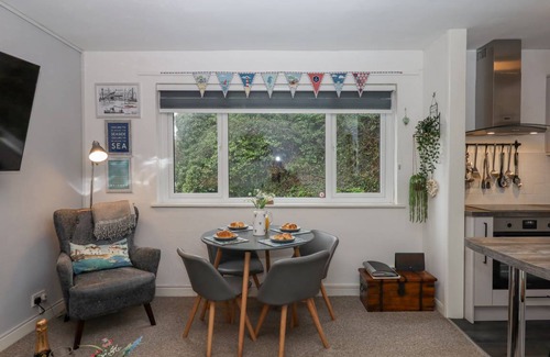 Brixham Cottage | Cabin ∙ 2 bedrooms ∙ 4 guests