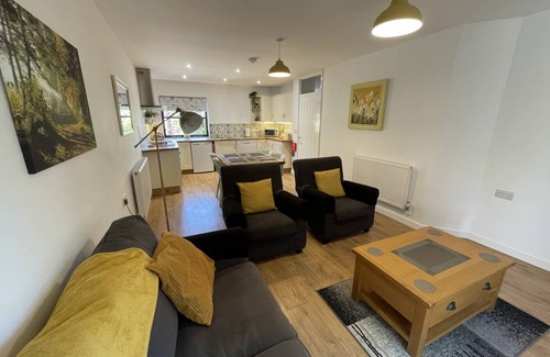 Shipham Cottage | Cabin ∙ 2 bedrooms ∙ 4 guests