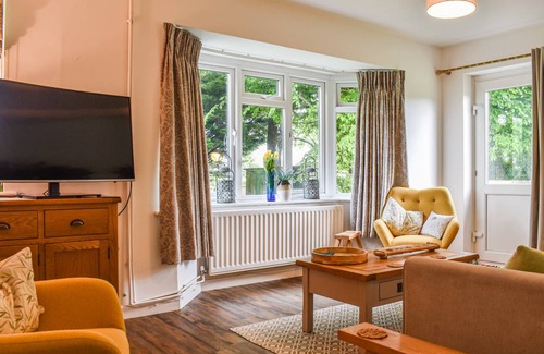 Steyning Cottage | Cabin ∙ 2 bedrooms ∙ 4 guests