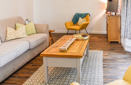 Steyning Cottage | Cabin ∙ 2 bedrooms ∙ 4 guests