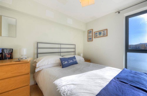 West Bay Cottage | Cabin ∙ 2 bedrooms ∙ 4 guests