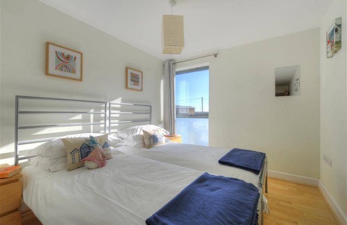 West Bay Cottage | Cabin ∙ 2 bedrooms ∙ 4 guests