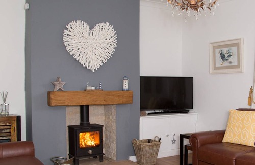 Amble Cottage | Cabin ∙ 2 bedrooms ∙ 4 guests